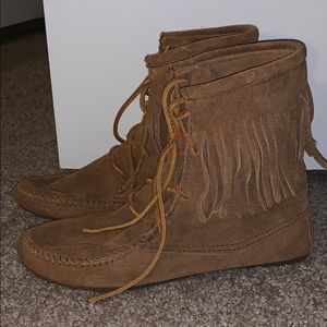 Minnetonka moccasins
